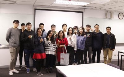 Helena Pham sharing about “Will Vietnamese FMCG products shape the world” with RMIT students in Hanoi